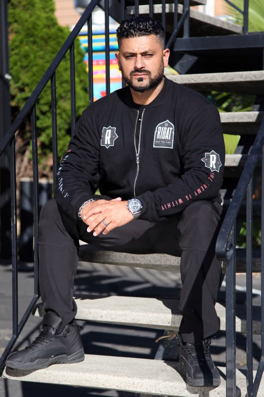 THE BOMBER — HOLD THE LINE (BLACK)